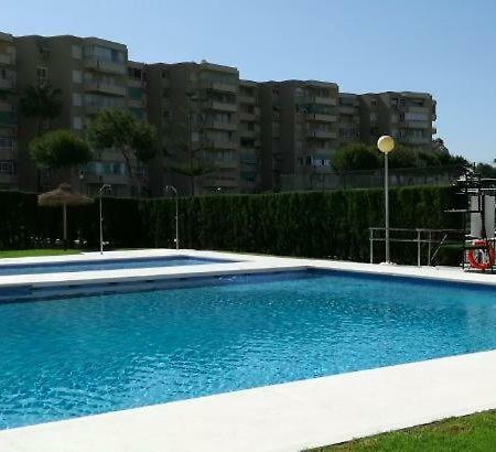 מאלגה Playa La Cala In Front Of The Beach Free Parking מראה חיצוני תמונה