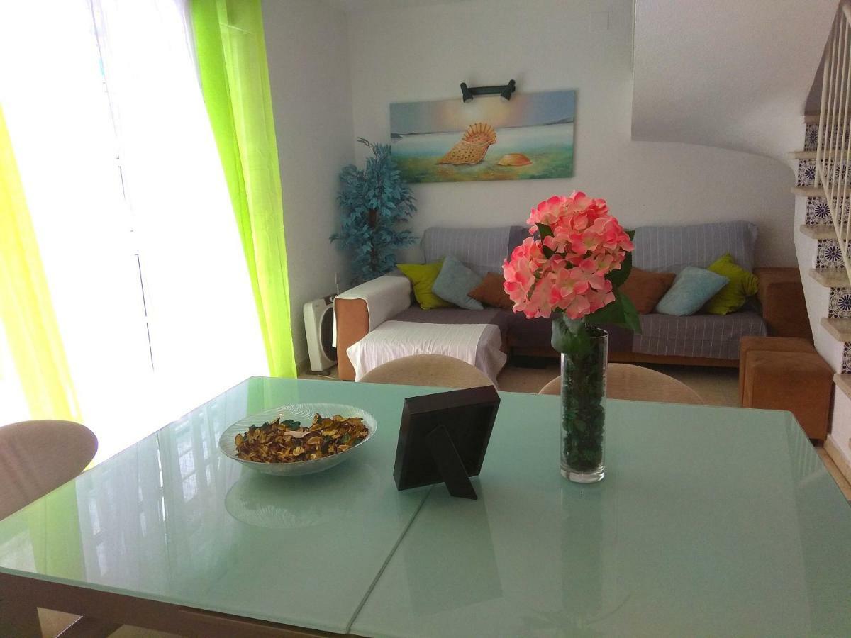 מאלגה Playa La Cala In Front Of The Beach Free Parking מראה חיצוני תמונה