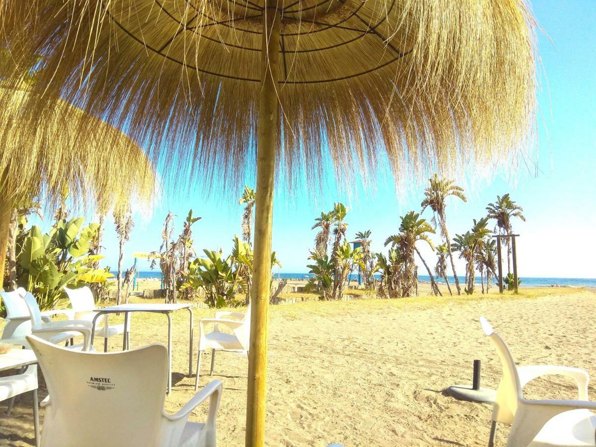 מאלגה Playa La Cala In Front Of The Beach Free Parking מראה חיצוני תמונה